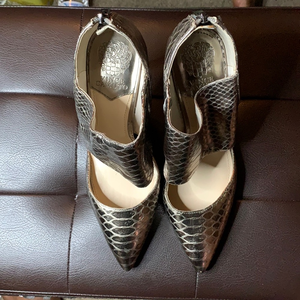 Size 10m shorty Vince Canute